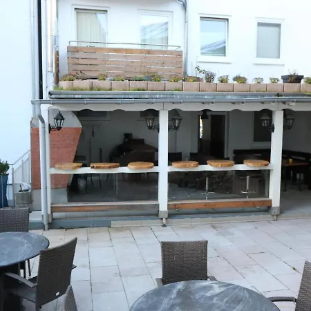 In With Balcony Apartment *